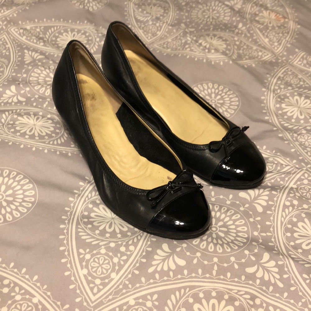 Cole haan Size 10 B. Black Nike air wedge.